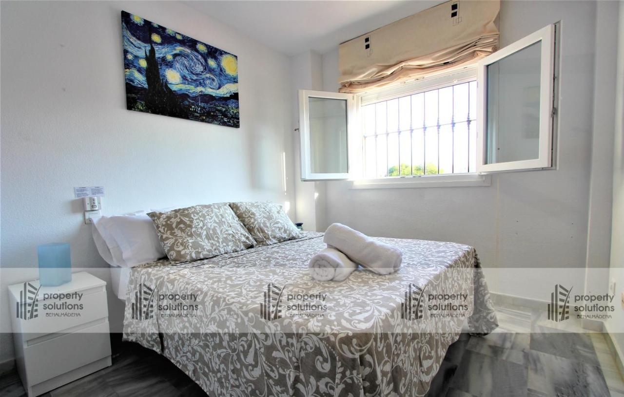 Apartamento Torremolinos - A 600M De La Playa De La Carihuela - Piscina - Parking Gratis - Excelente Conexion Wifi Екстер'єр фото