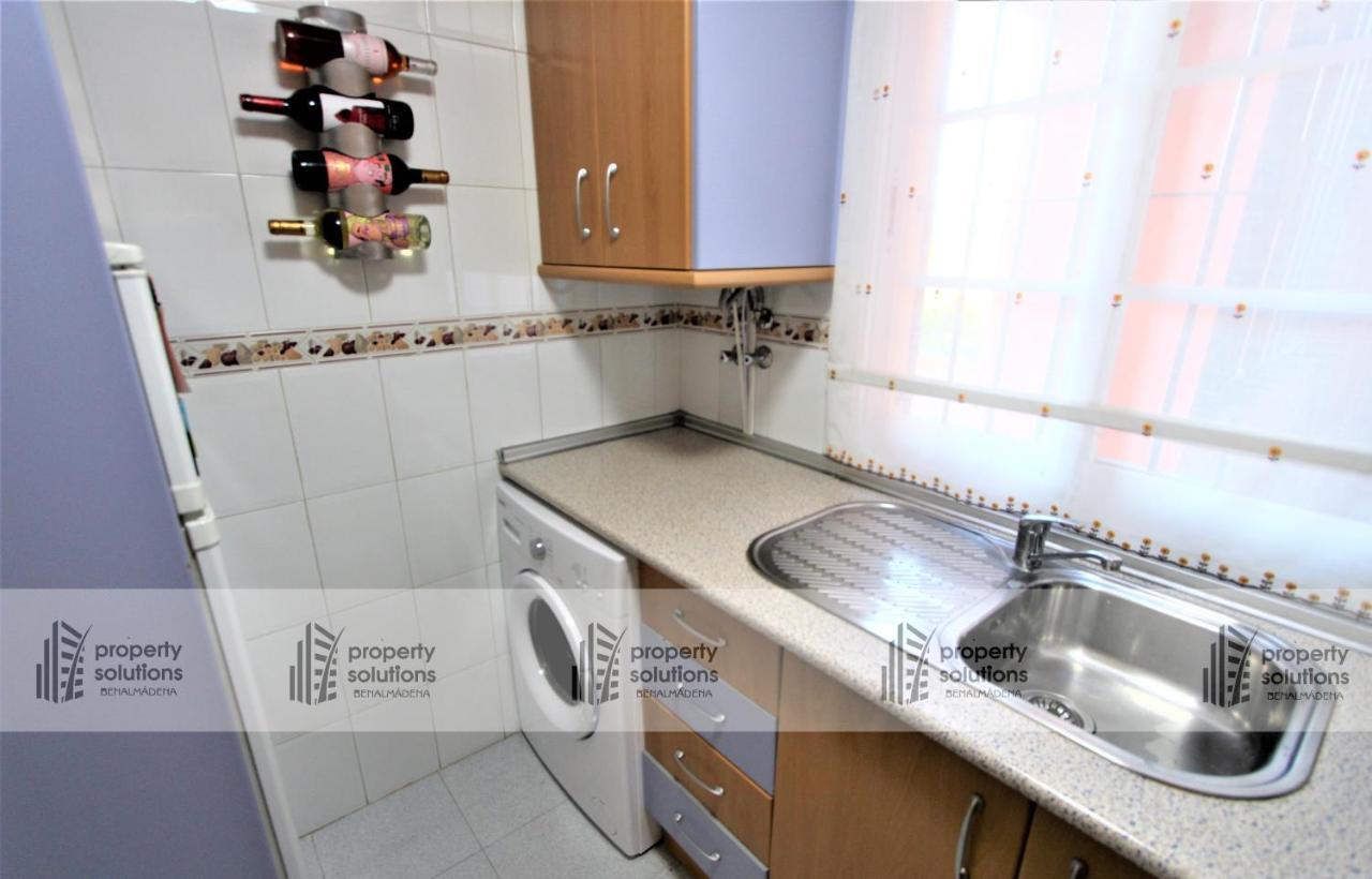 Apartamento Torremolinos - A 600M De La Playa De La Carihuela - Piscina - Parking Gratis - Excelente Conexion Wifi Екстер'єр фото